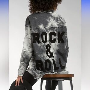 Elan Rock and Roll Black and White Tie-Dye Distressed Shacket Relaxed Fit Med.